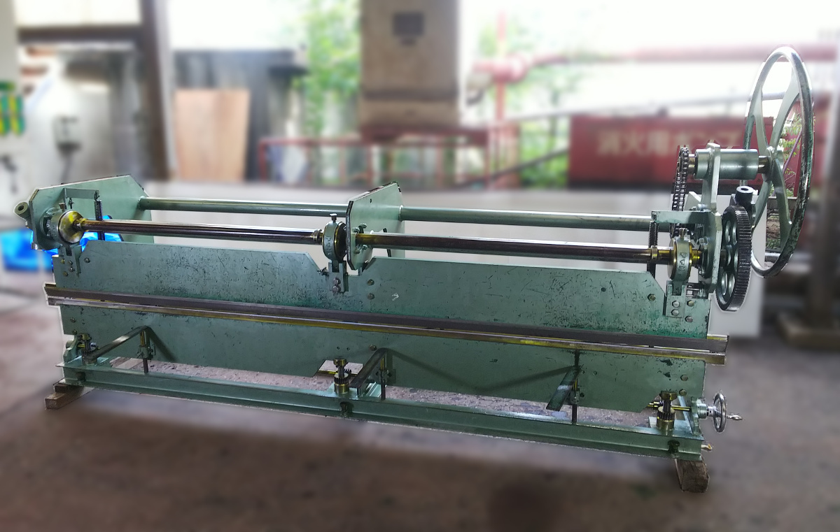 ダイエイ 大栄★折り曲げ機★刃幅325cm★鈑金機械