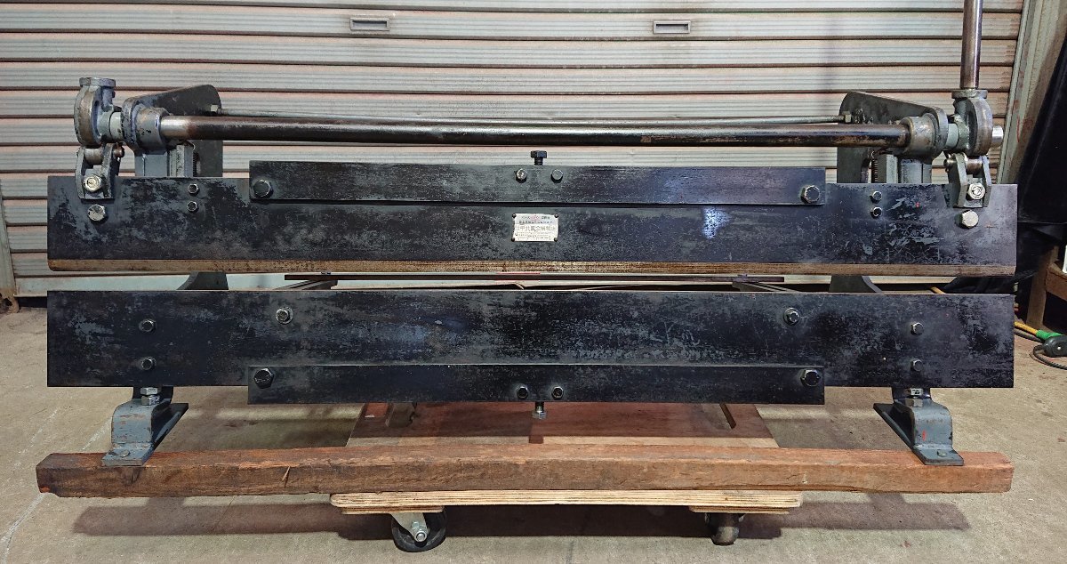 平井鈑金機械★手動式 折り曲げ機★曲げ幅124cm★鈑金機械 建築板金