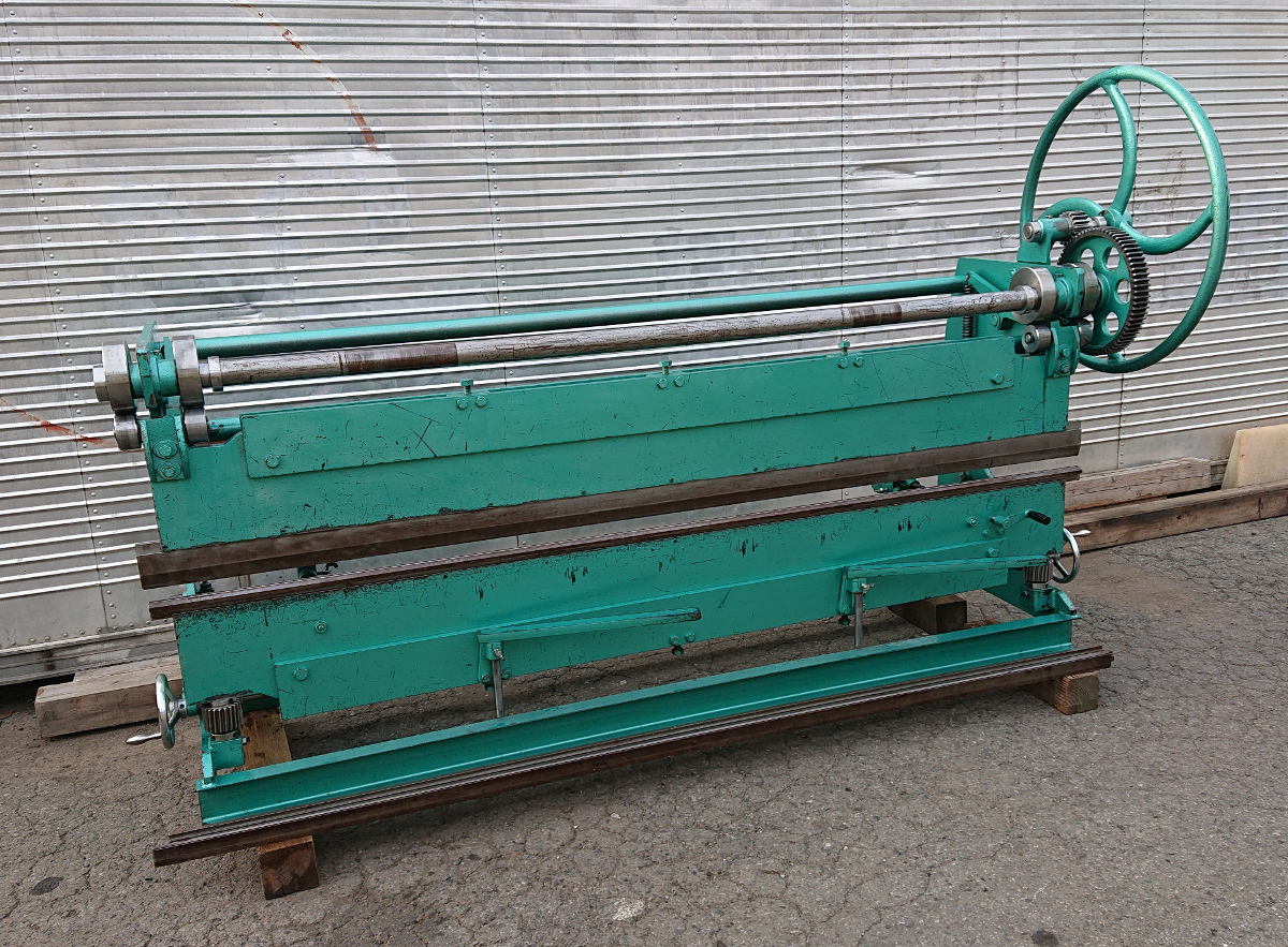 折り曲げ機★曲げ幅224cm★板金機械