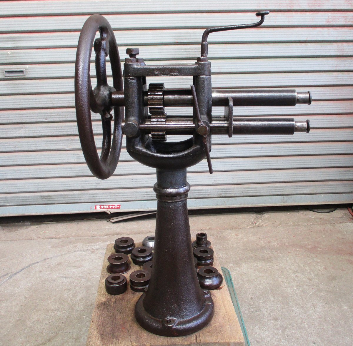 紐だしロール機★ビードローラー★手動式★折り曲げ機★建築板金