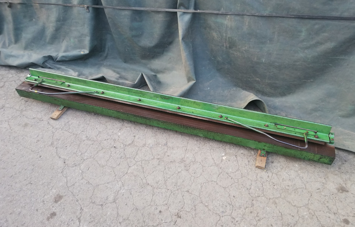 鈑金機械 建築板金 屋根★バッタ 折り曲げ機★曲げ幅203cm