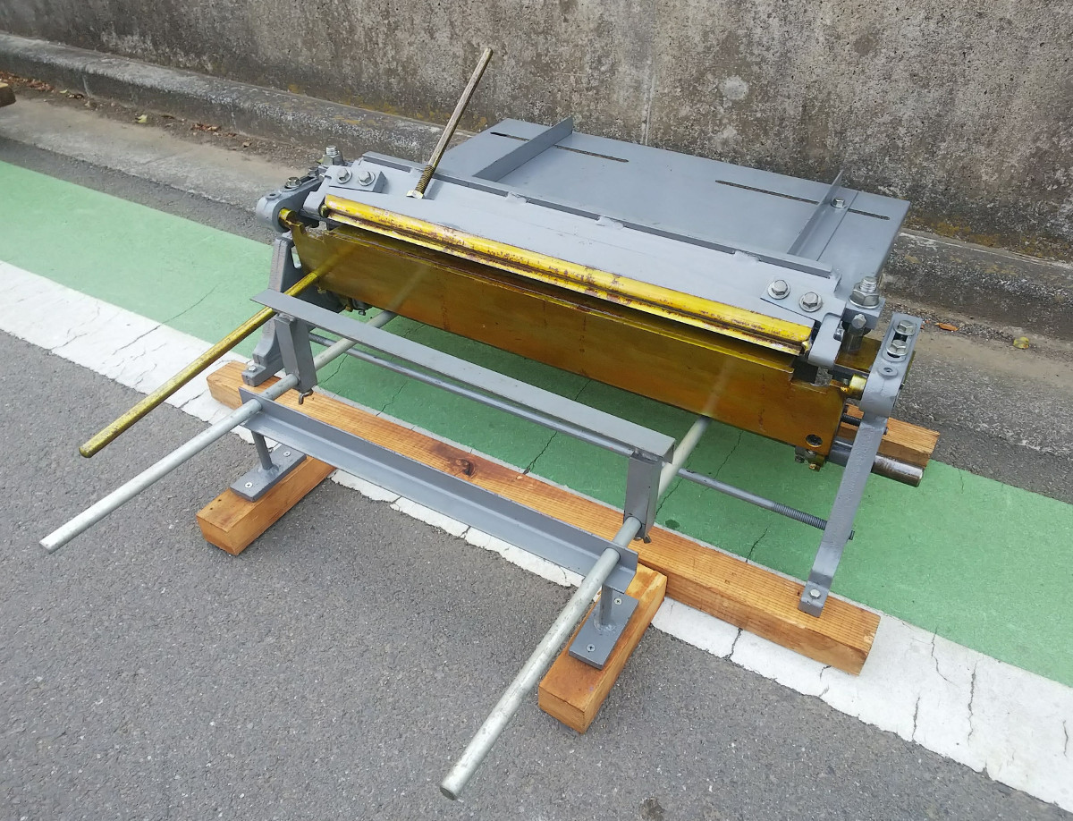 鈑金機械★アヤメバッタ★61.5cm