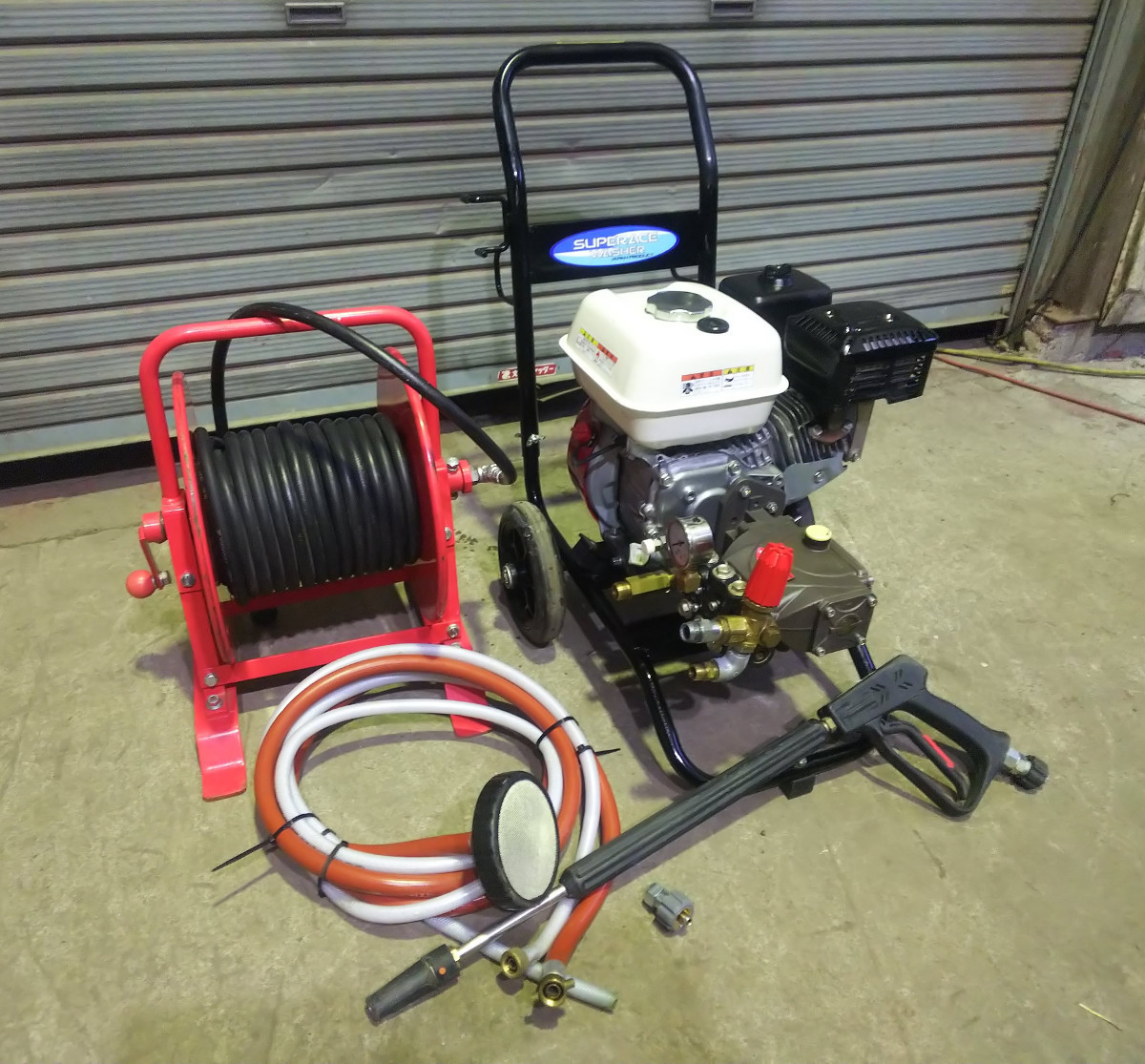 スーパーエースウォッシャー★エンジン高圧洗浄機★ ★コンパクト&カート型★SEC-1310-2N1★高圧ホース等付属品付