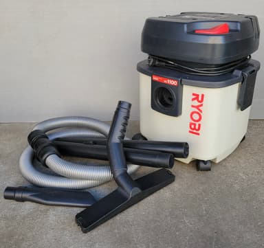 ★RYOBI リョービ★乾湿両用集じん機★VC-1100★