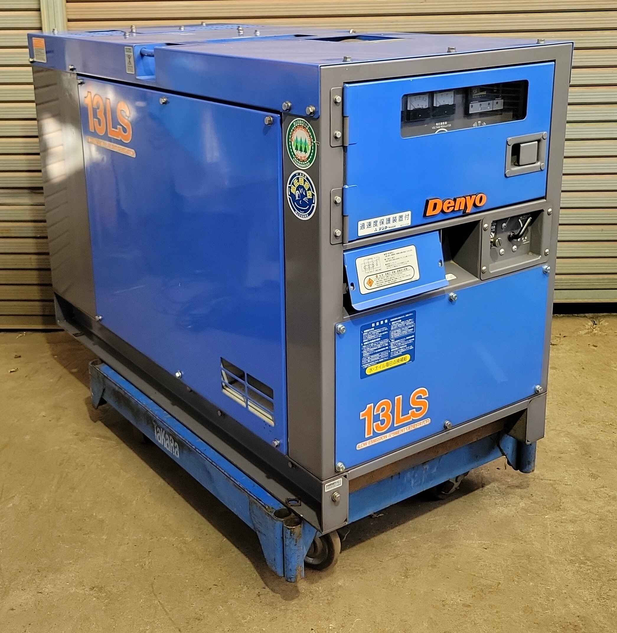 ☆Denyo デンヨー★防音型エンジン発電機★DCA-13LSK★バッテリー交換済★78.2h☆