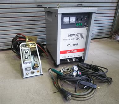 DAIDEN★CO2_MAG 半自動溶接機 サイリスタオート★THYRISTOR AUTO NEW 200★CR-AH201