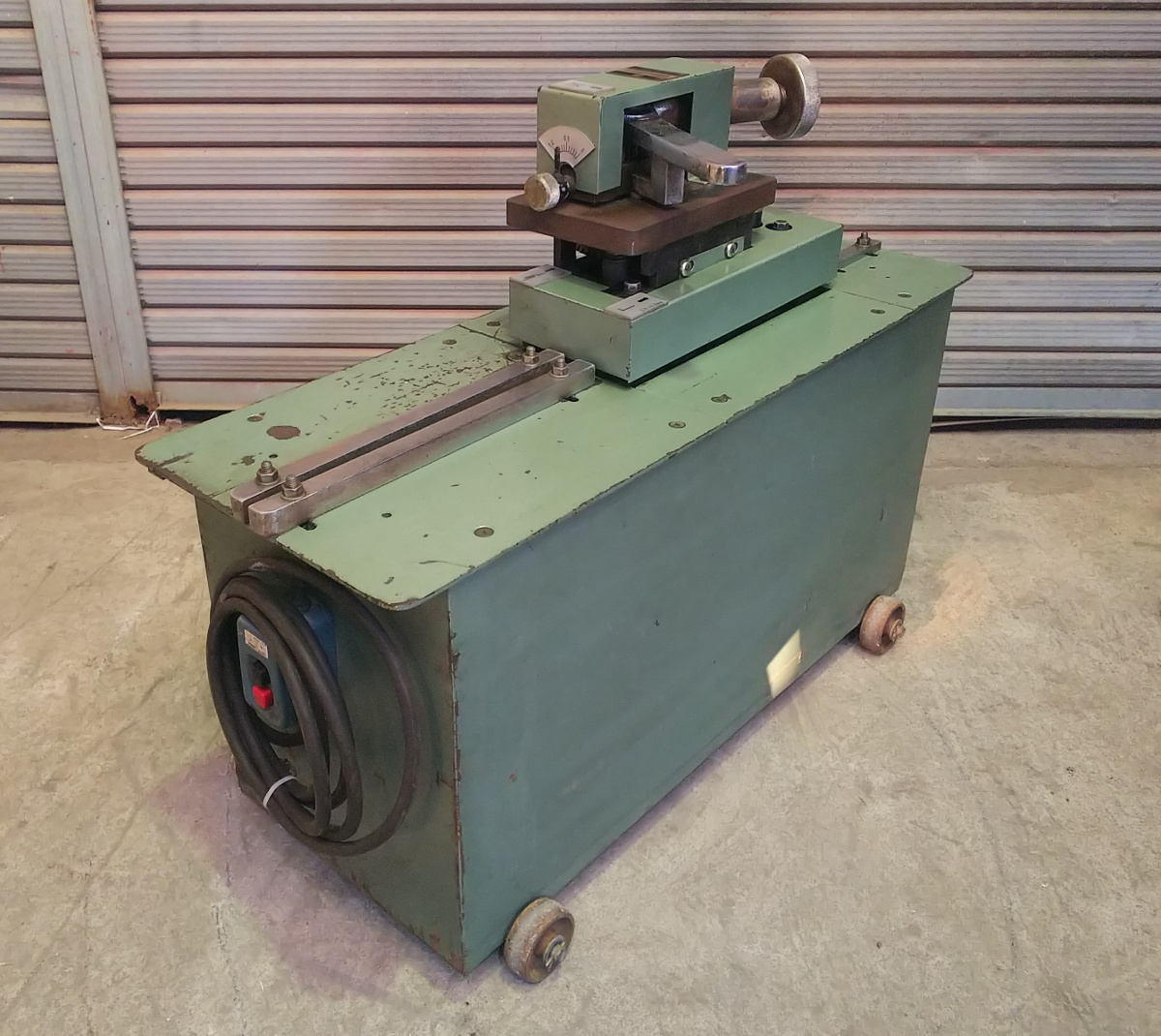 城進機械工業★ハゼ折り機★建築板金 鈑金機械 屋根 ダクト