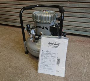 JUN-AIR エアコンプレッサ